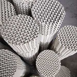 How to Evaluate the Environmental Impact of Using Structured Packing?